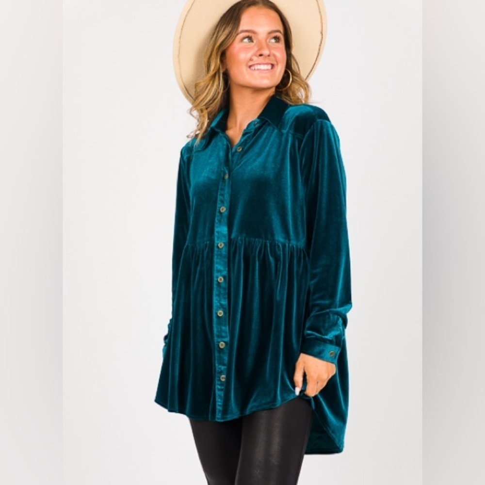 NWT Umgee Boho Babydoll Velvet Tiered Tunic Top Hi-Low Size Small